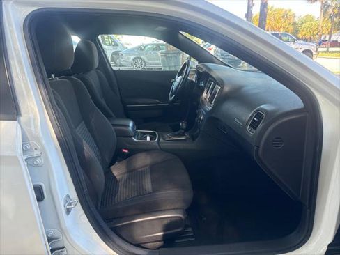 Used 2023 Dodge Charger SXT RWD image 19