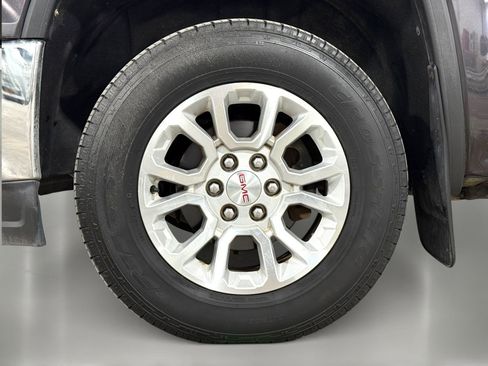 Used 2015 GMC Sierra 1500 SLE image 11