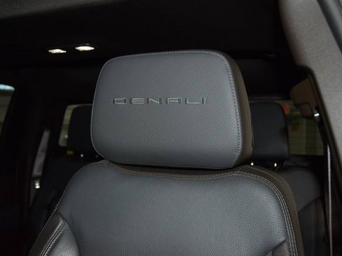 Used 2023 GMC Sierra 2500 Denali w/ Denali Ultimate Package image 43