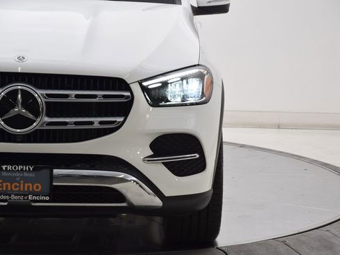 Used 2025 Mercedes-Benz GLE 450e 4MATIC image 10