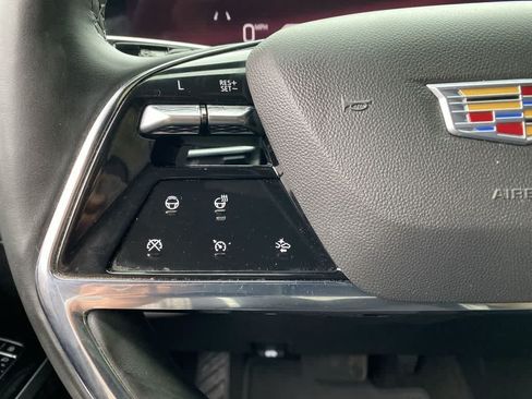 Used 2025 Cadillac Escalade Premium Luxury w/ Touring Package AWD/4WD image 22