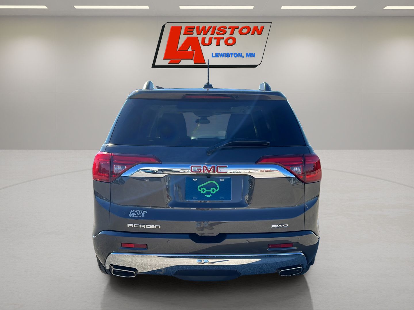 Certified 2019 GMC Acadia Denali w/ Technology Package AWD/4WD image 12