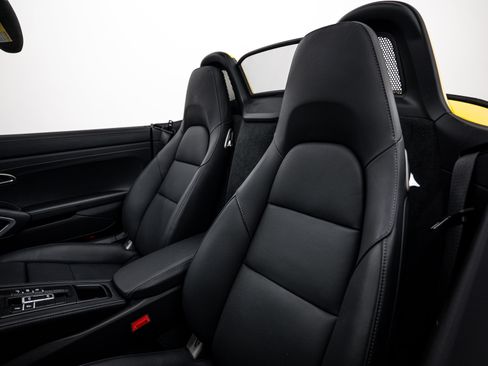 Certified 2025 Porsche 718 Boxster GTS image 20