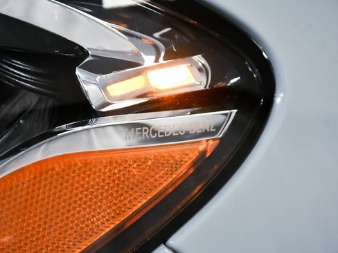 Used 2024 Mercedes-Benz GLE 450 4MATIC image 78