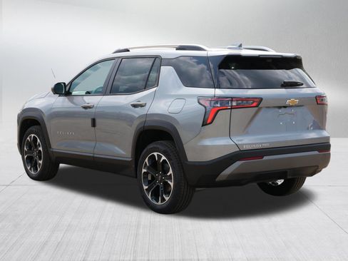 New 2027 Chevrolet Equinox LT w/ Convenience Package II AWD/4WD image 3
