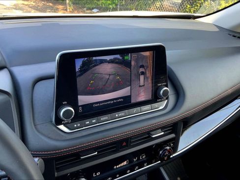 Used 2025 Nissan Rogue SV w/ Rock Creek Premium Package image 11