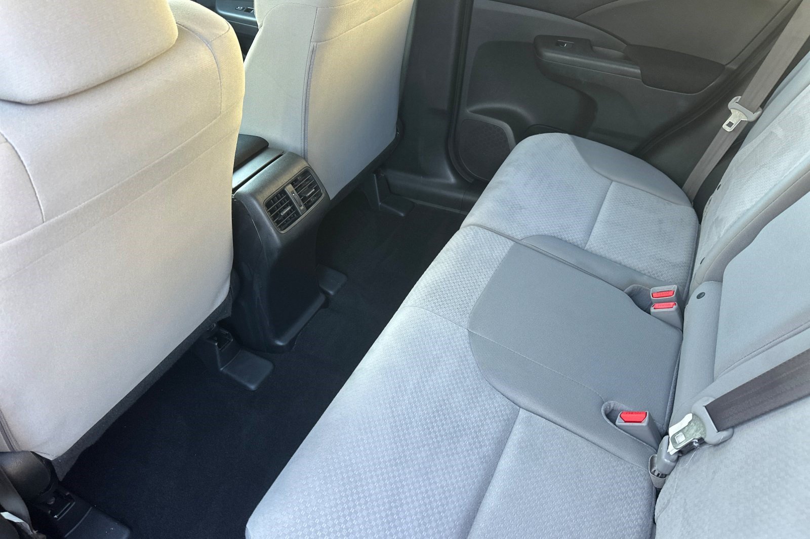 Used 2016 Honda CR-V SE image 25