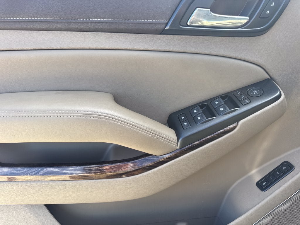 Used 2018 GMC Yukon SLT w/ Premium Edition RWD image 18