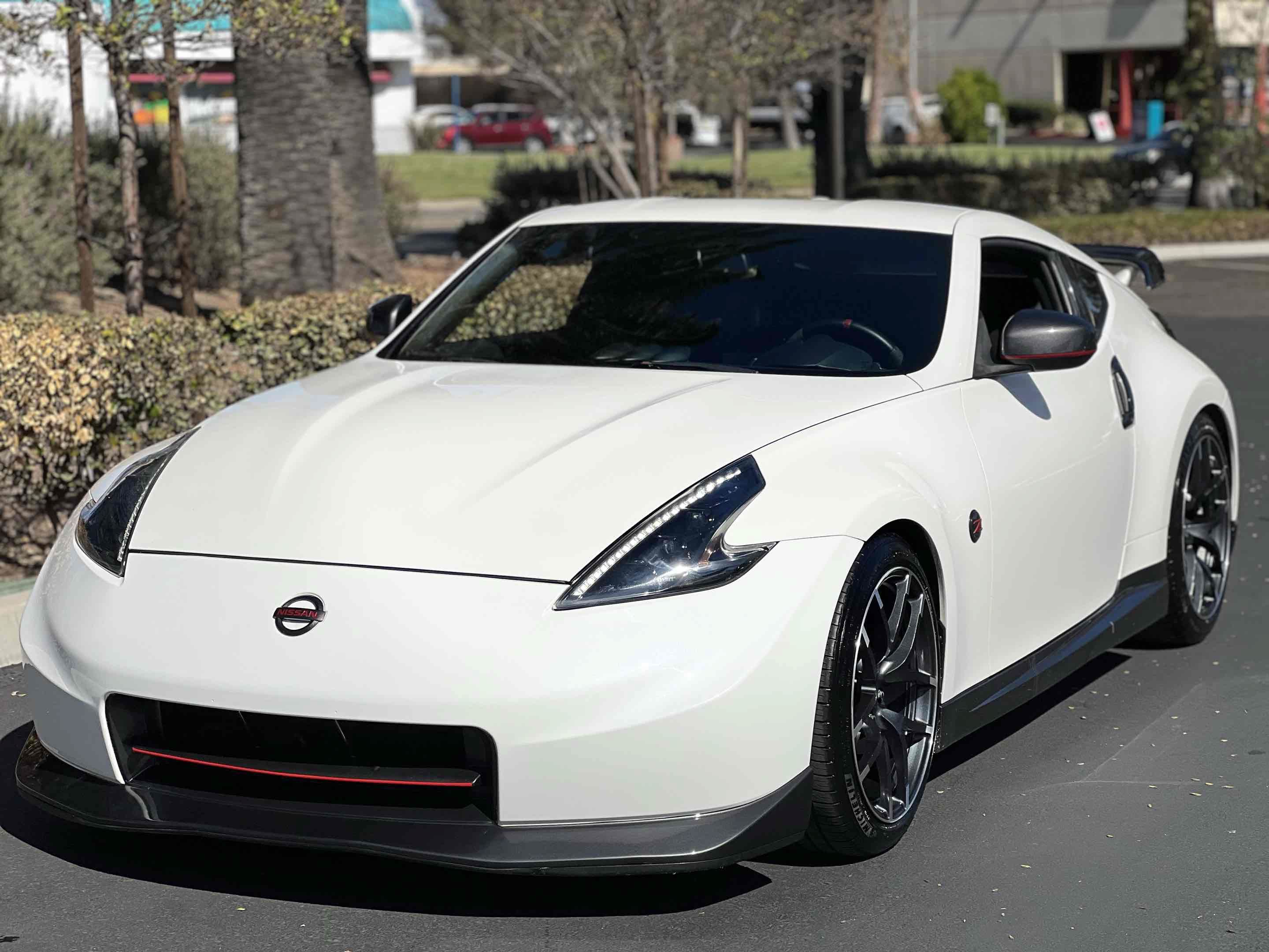 Used 2014 Nissan 370Z NISMO w/ Bose Package RWD image 51