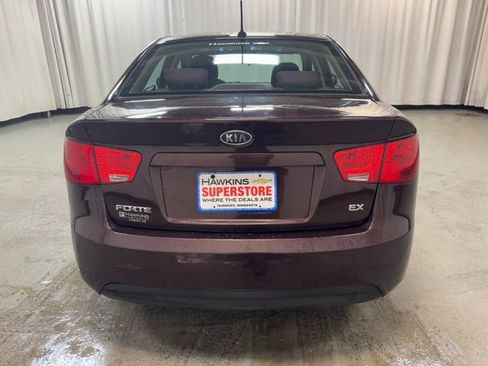 Used 2010 Kia Forte EX image 5
