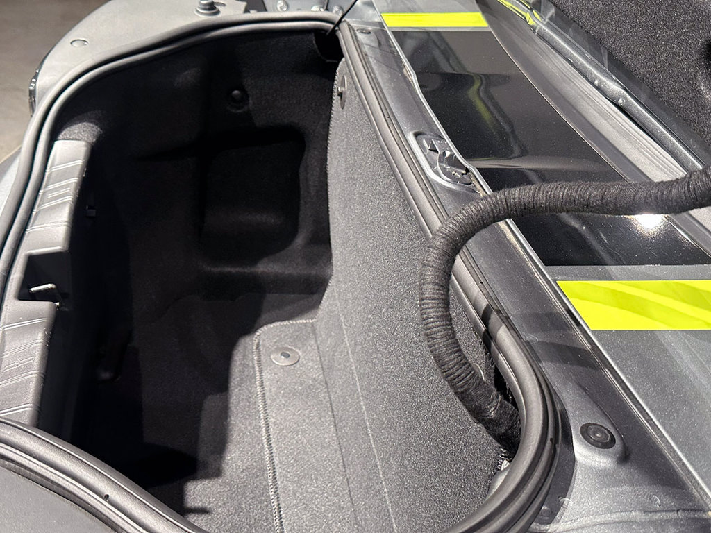 Used 2023 Chevrolet Camaro SS RWD image 41