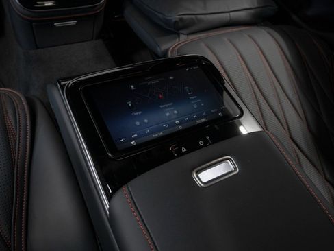 Used 2024 Mercedes-Benz S 63 AMG S image 49