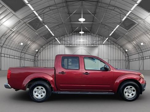Used 2014 Nissan Frontier S image 6