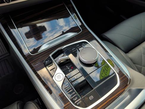 Used 2025 BMW X5 xDrive40i image 26