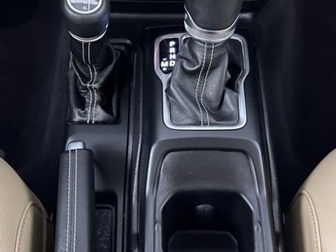 Used 2018 Jeep Wrangler Unlimited Rubicon image 25