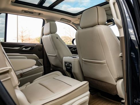 Used 2021 GMC Yukon Denali image 90