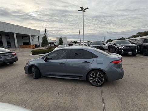 Used 2022 Toyota Corolla SE image 8