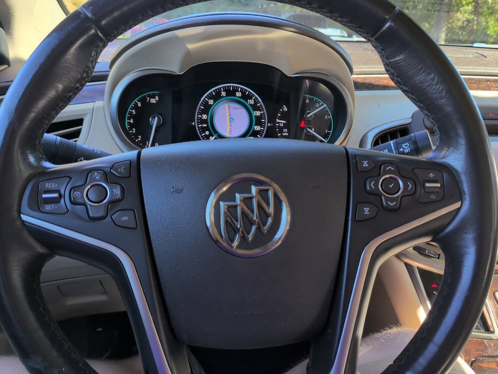 Used 2016 Buick LaCrosse Leather w/ Experience Buick Package FWD image 25