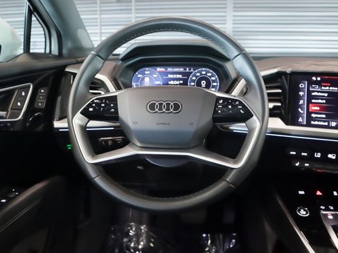 Used 2024 Audi Q4 e-tron Premium Plus w/ Premium Plus image 17