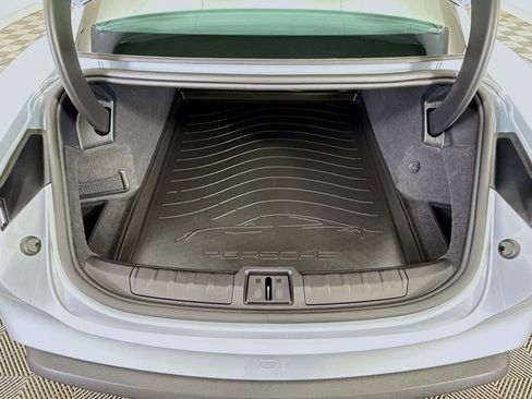 Used 2024 Porsche Taycan image 27