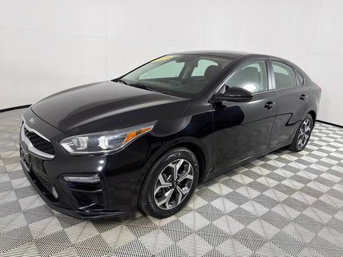 Used 2021 Kia Forte LXS FWD image 9