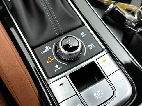 Certified 2023 Kia Telluride SX Prestige X-Line AWD/4WD image 11