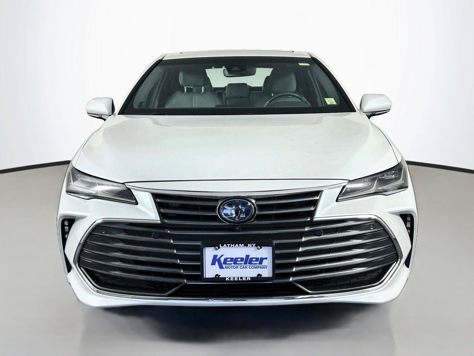 Used 2021 Toyota Avalon Limited w/ Advanced Safety Package FWD image 9