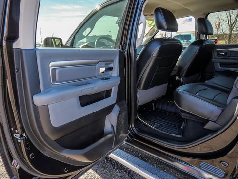 Used 2018 RAM 1500 Big Horn image 23