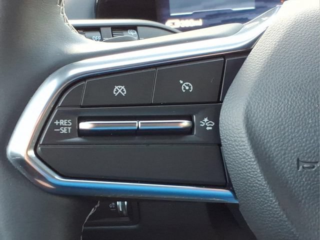 Used 2025 Chevrolet Equinox EV LT w/ Convenience Package FWD image 25