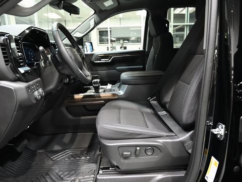 New 2026 Chevrolet Silverado 1500 LT Trail Boss w/ Convenience Package II image 10