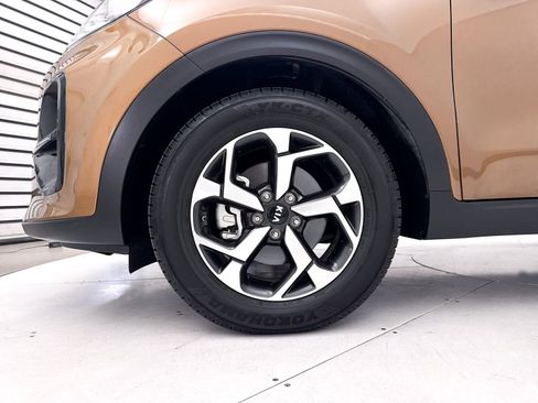 Certified 2021 Kia Sportage LX FWD image 14