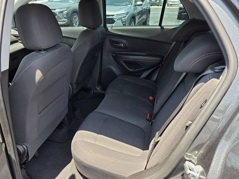 Certified 2020 Chevrolet Trax LS AWD/4WD image 10