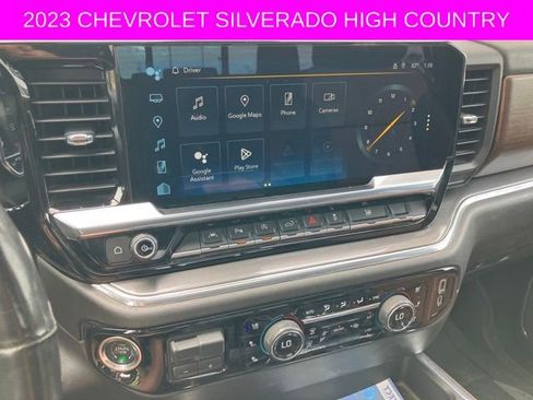 Used 2023 Chevrolet Silverado 1500 High Country w/ High Country Premium Package AWD/4WD image 14