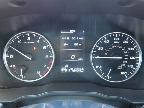 Used 2024 Subaru Crosstrek 2.0i Premium image 23