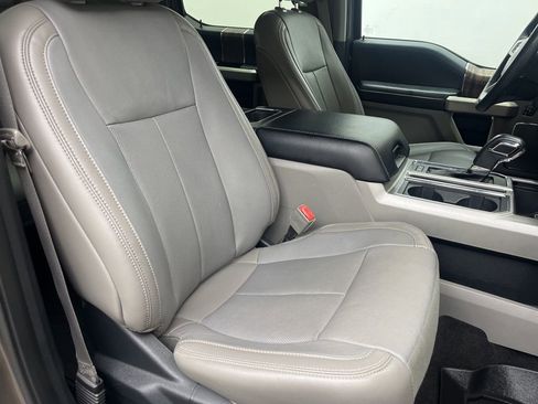 Used 2019 Ford F150 Lariat w/ Equipment Group 502A Luxury AWD/4WD image 23
