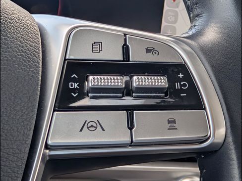 Used 2024 Kia Telluride S FWD image 18