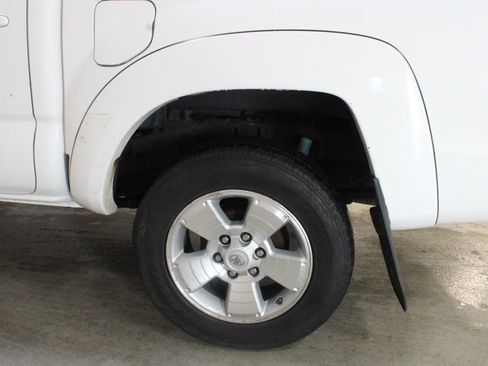 Used 2010 Toyota Tacoma 4x4 Double Cab image 26