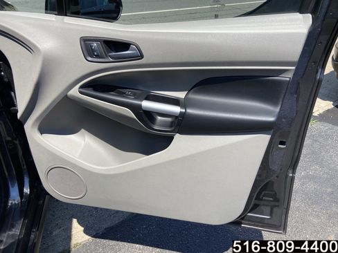 Used 2022 Ford Transit Connect Titanium FWD image 26