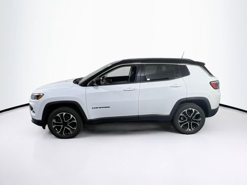 Used 2022 Jeep Compass Limited image 8