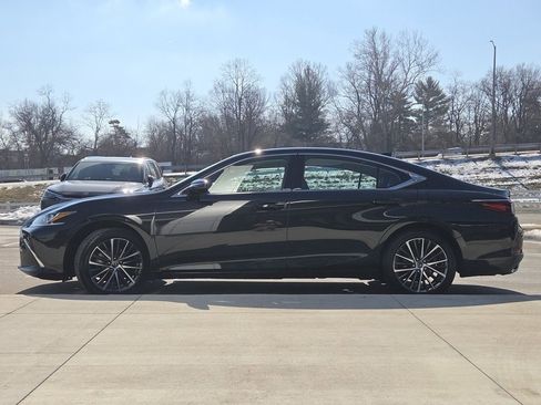 Certified 2023 Lexus ES 350 w/ Premium Package image 24