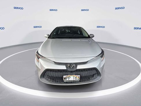 Used 2022 Toyota Corolla LE FWD image 3