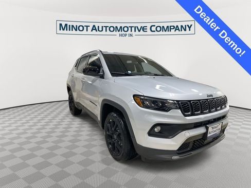 New 2026 Jeep Compass Latitude AWD/4WD image 2