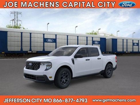 New 2026 Ford Maverick XLT image 3