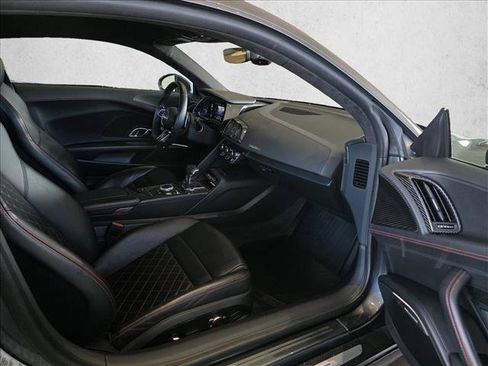 Used 2018 Audi R8 V10 plus image 14