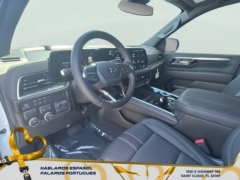 New 2026 Chevrolet Suburban RST image 16