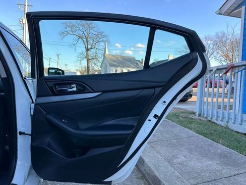 Used 2017 Nissan Maxima 3.5 S image 17