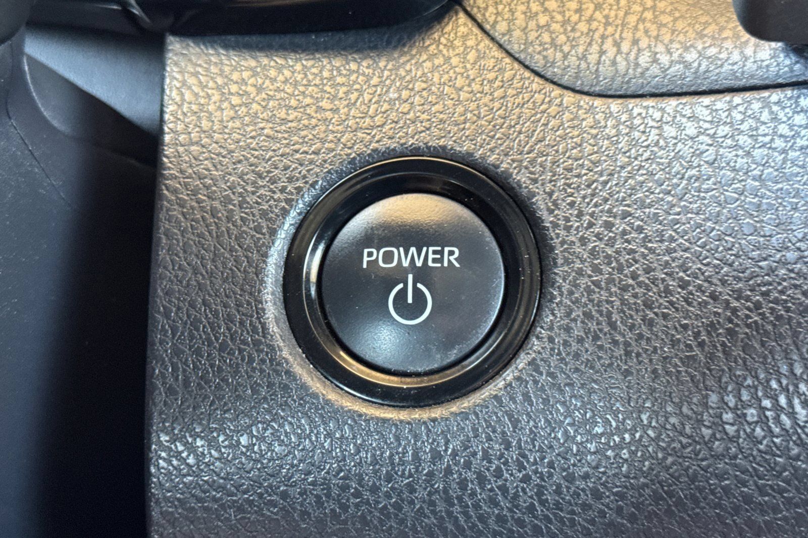 Used 2025 Toyota Camry LE FWD image 22