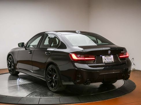 Used 2026 BMW 330i Sedan w/ M Sport Package RWD image 5