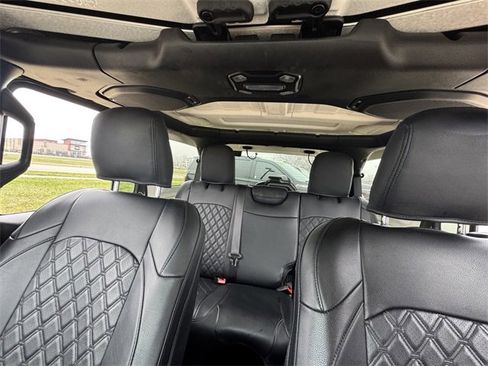 Used 2022 Jeep Wrangler Unlimited Sport image 28