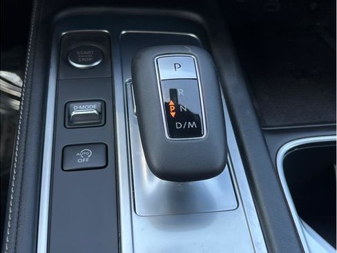 Used 2025 INFINITI QX60 Luxe w/ Black Edition FWD image 18